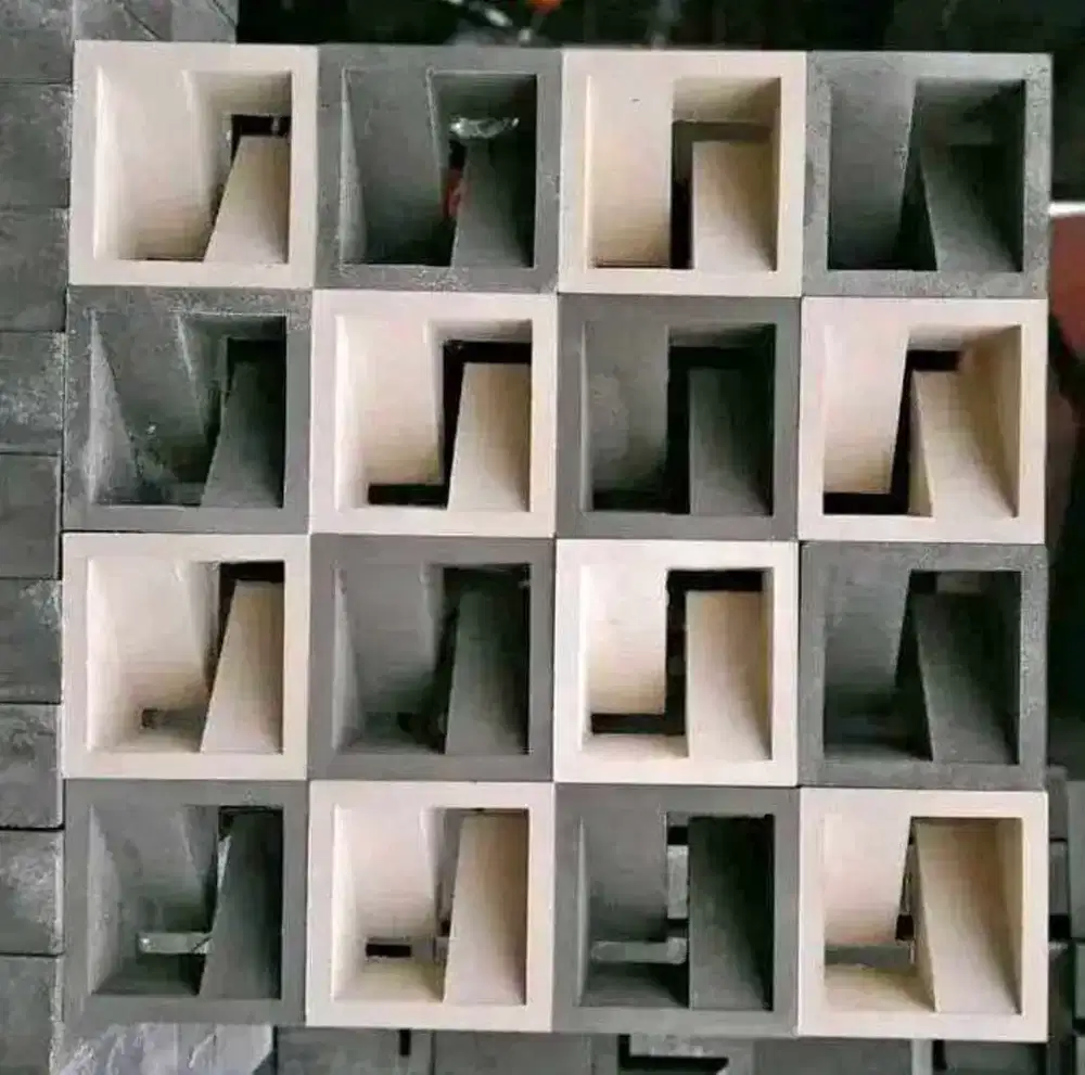 Roster beton berbagai motif