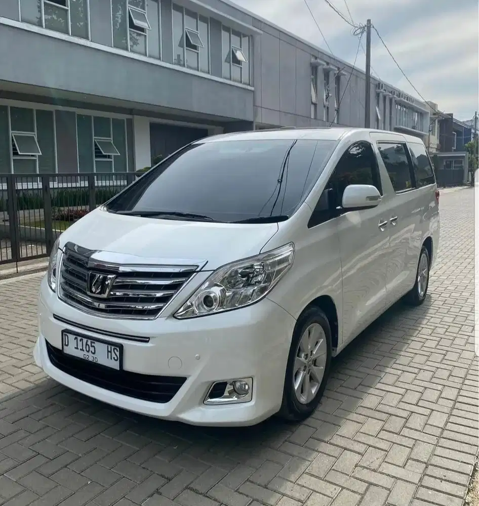 TOYOTA ALPHARD 2.4 G AT 2014