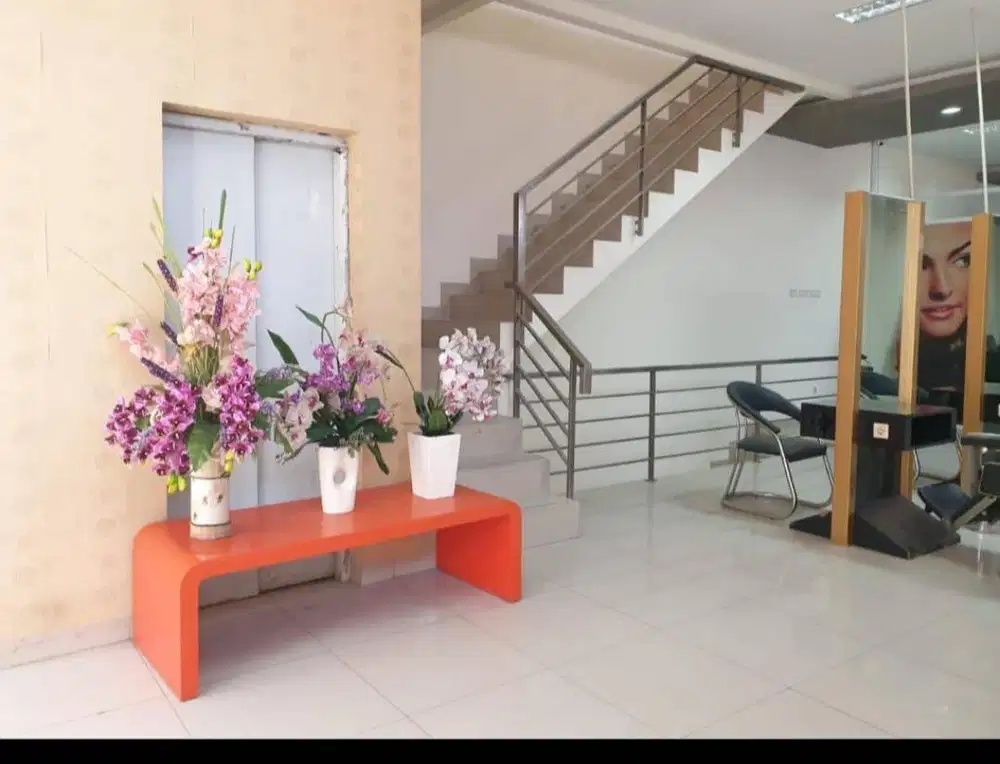 Lokasi Premium Sayap Riau, Bangunan kokoh dan terawat, Usaha, office