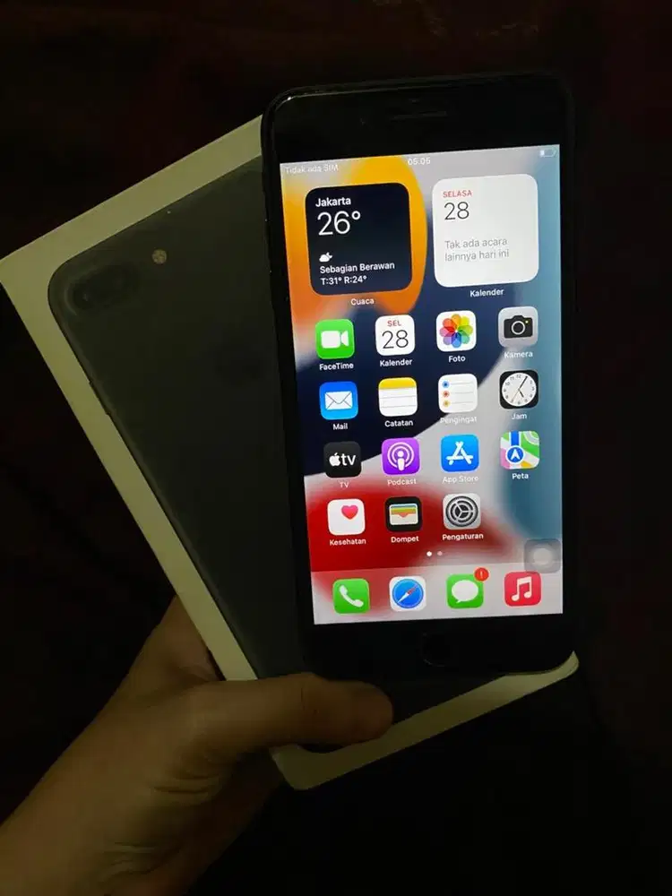 Iphone 7 plus 32gb fullset permanen sinyal