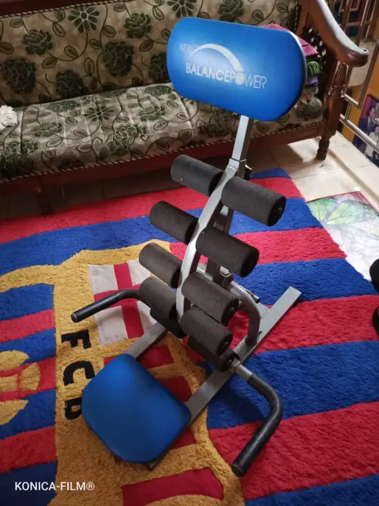 AB exercise machine | New Balance