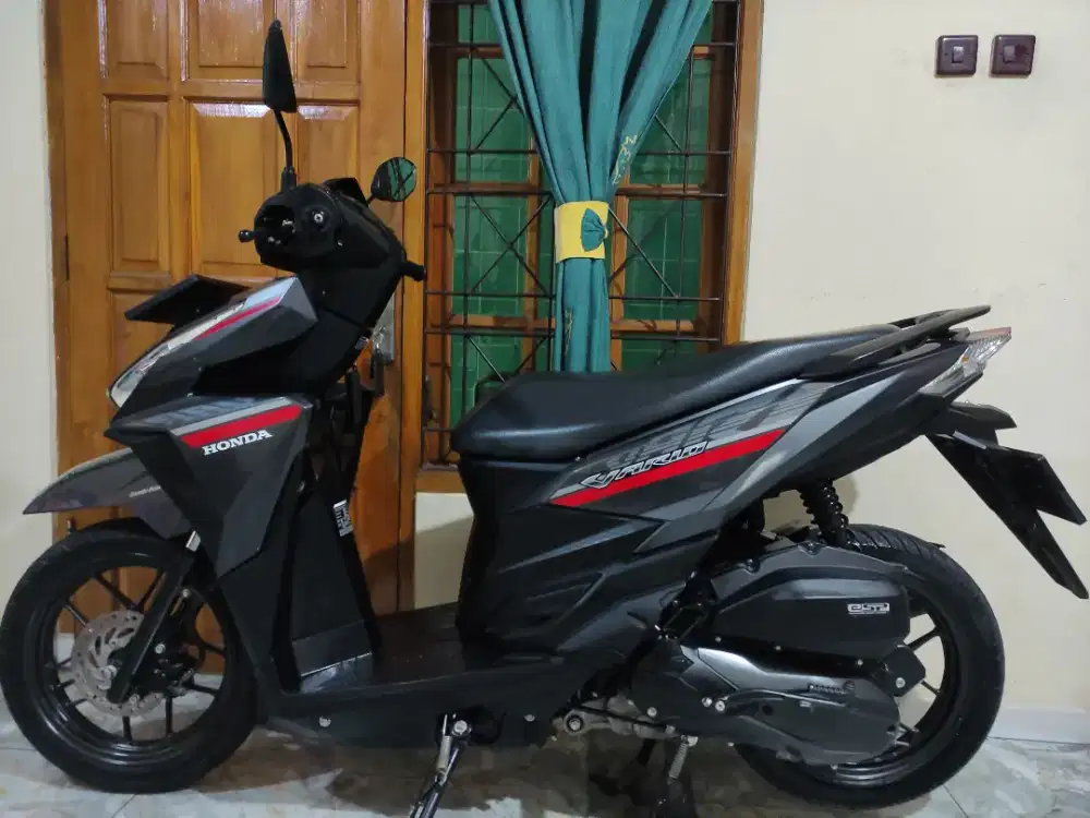 Super istimewa low km vario 125 led cbs esp persis baru no minus