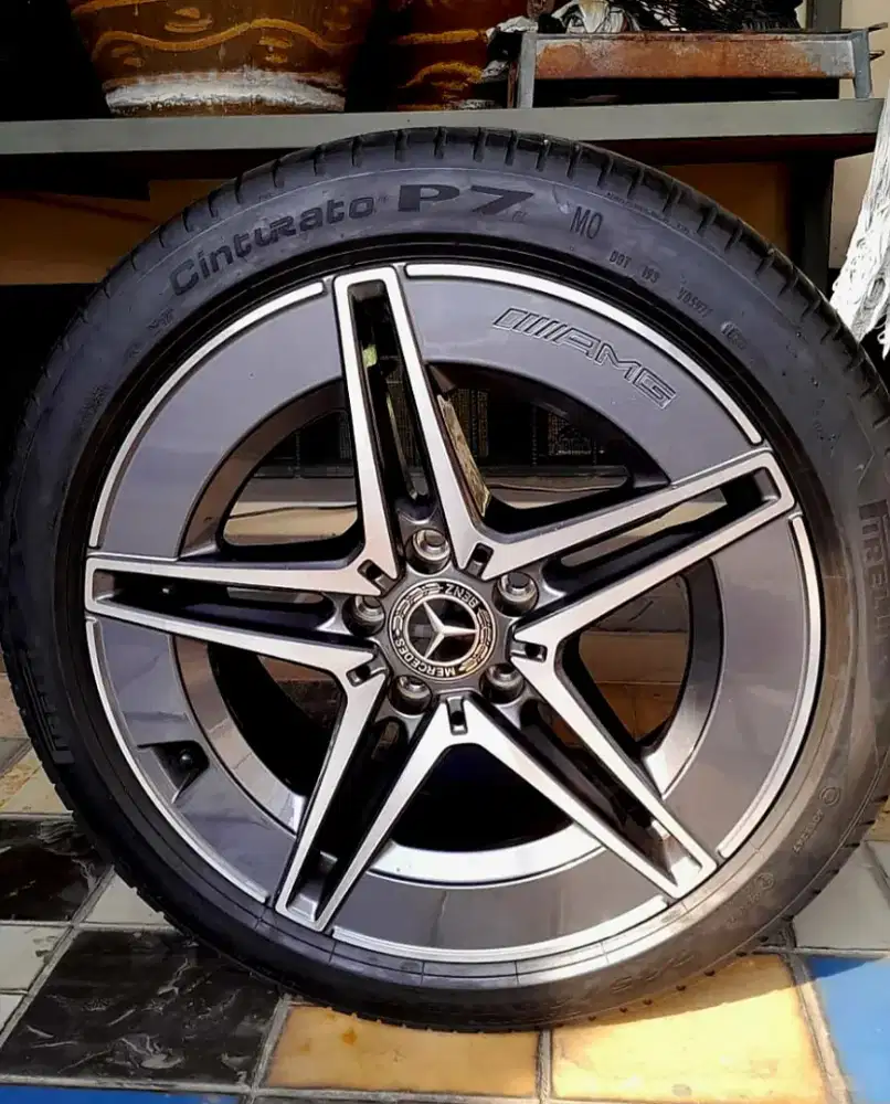 Velk mercy AMG CLA200 Ring 18