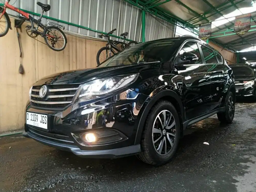 LOW KM DFSK Glory lux 1.5  T 580 AT Turbo 2018 Black