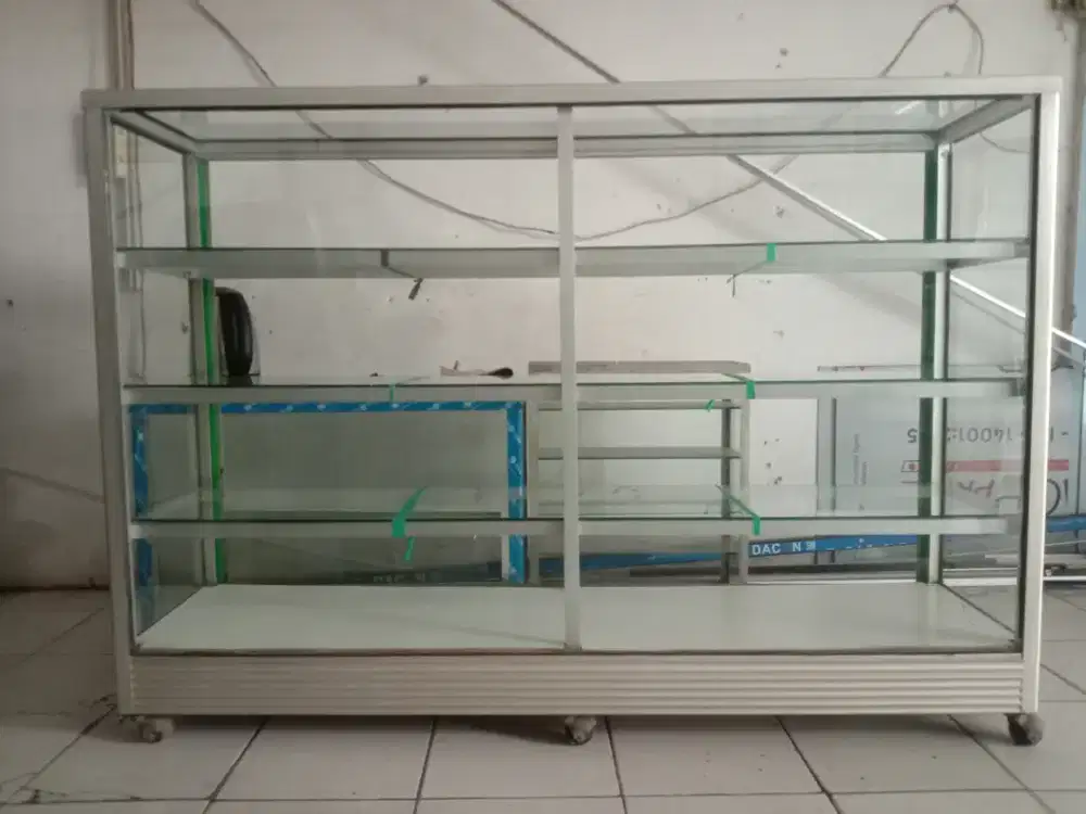 kaca etalase second