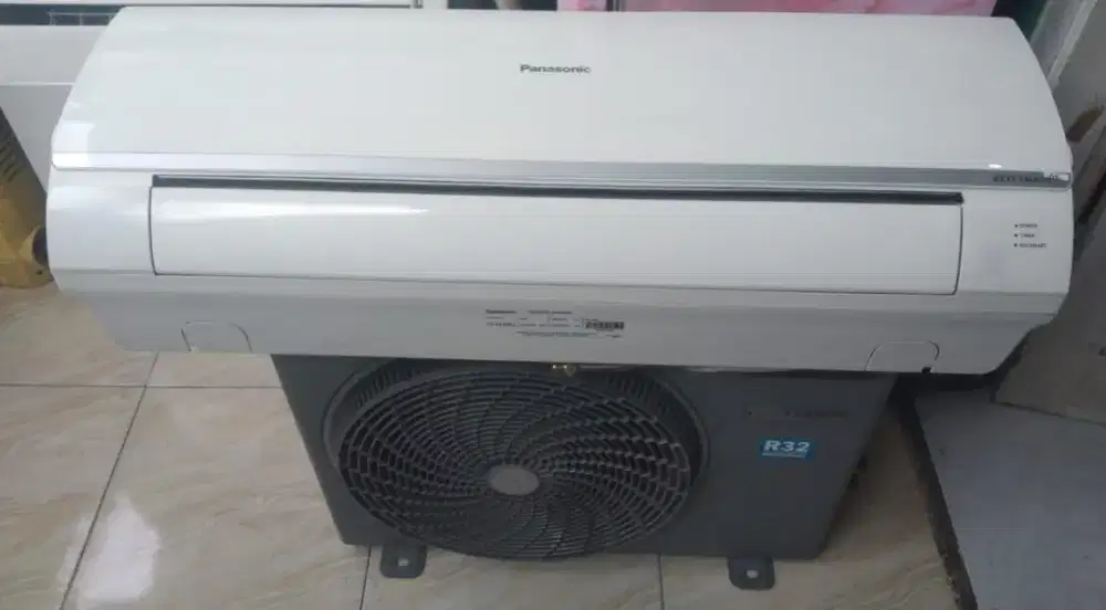 Jual ac Panasonic 1/2pk lowwat R 32 360 watt kondisi 95% ori semua