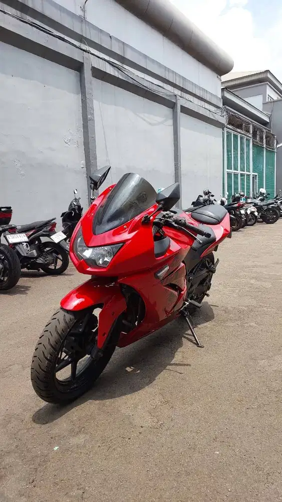 NINJA 250 CBU MERAH
