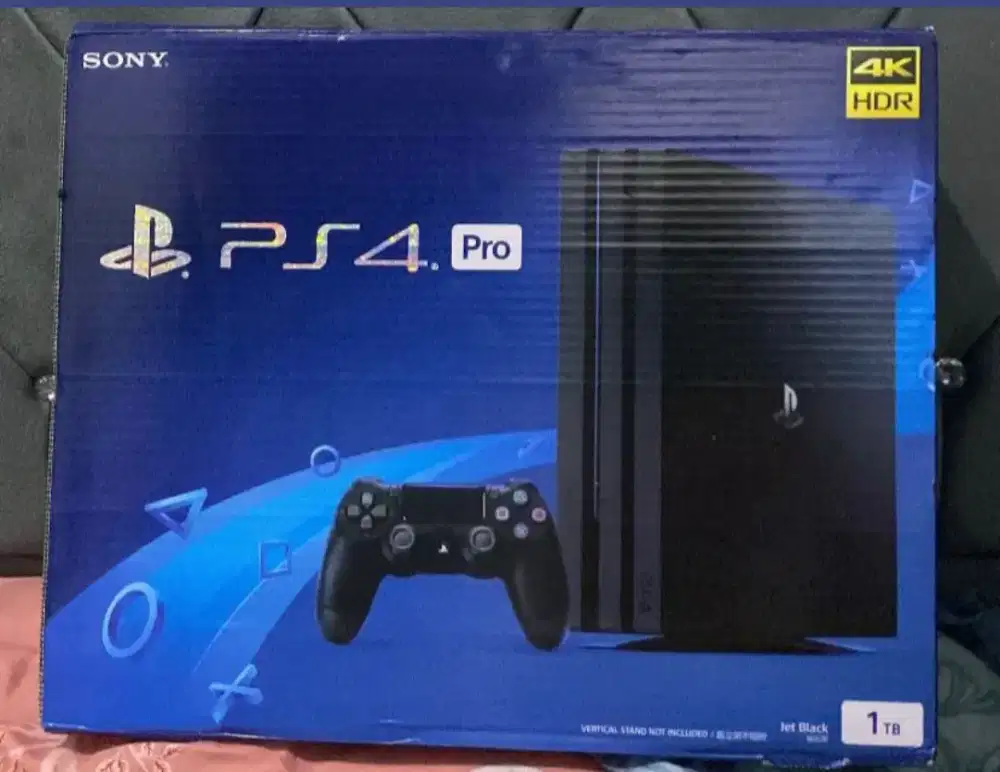 PS 4 PRO 1 TB ORI