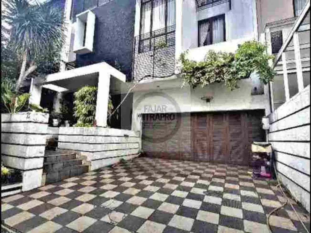 town house siap huni Billy moon pondok kelapa jakarta timur