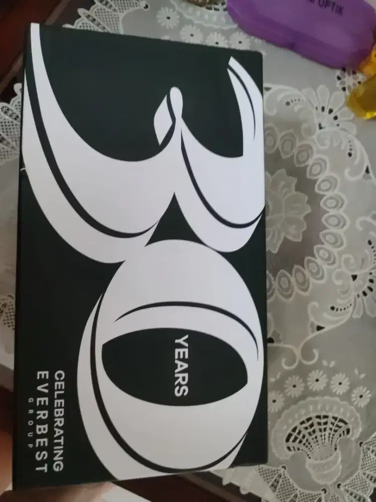 Sepatu Everbest warna hitam uk 37