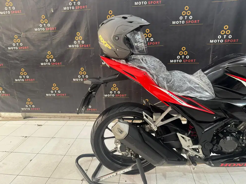Free HELM HONDA CBR 150R 2020