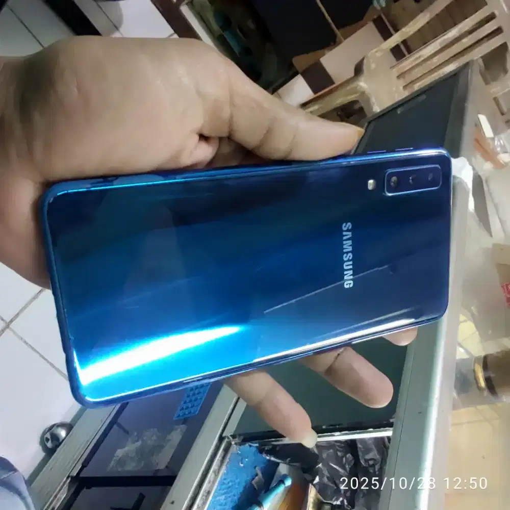 samsung a7 2018 6/128 nfc