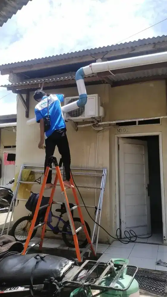 SERVICE AC KULKAS MESIN CUCI POMPA AIR BONGKAR PASANG AC