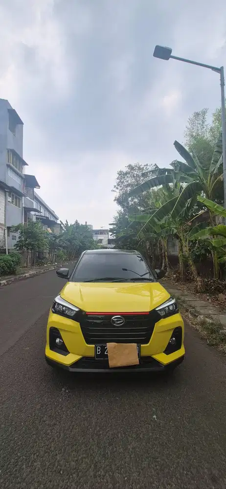 Daihatsu Rocky 1.2 X AT 2021, Mobil Komplek, KM Rendah, Service Rutin