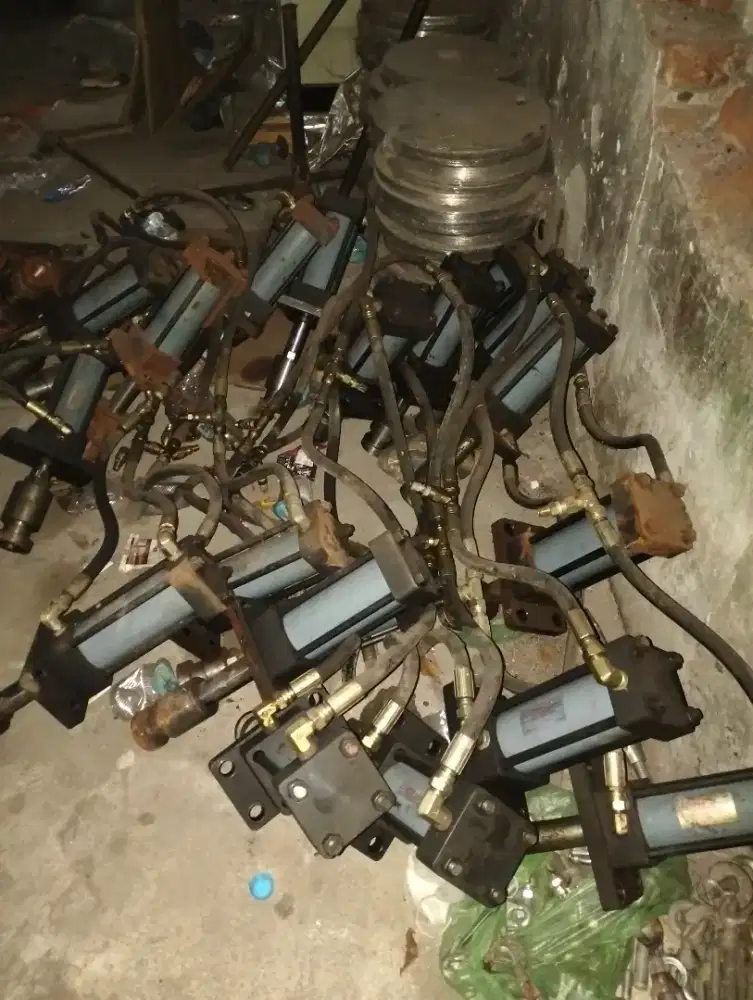 Di jual silinder hidrolik
