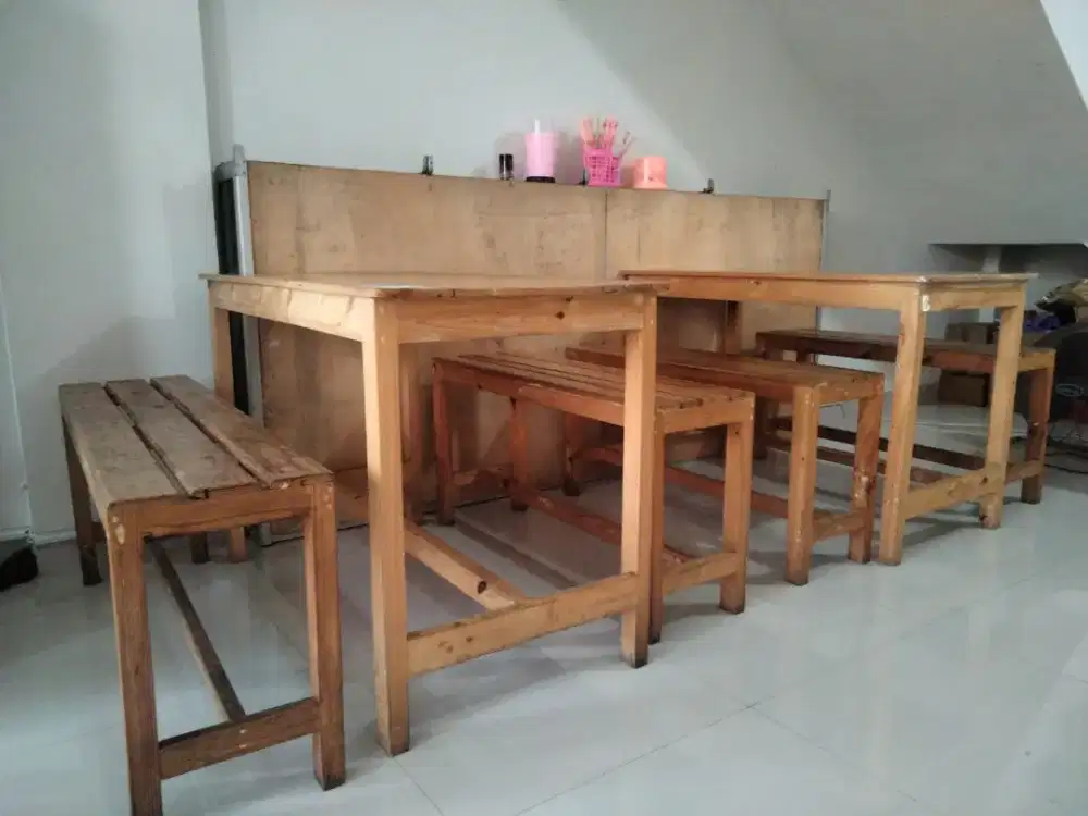 Dijual 2 Set Meja Makan