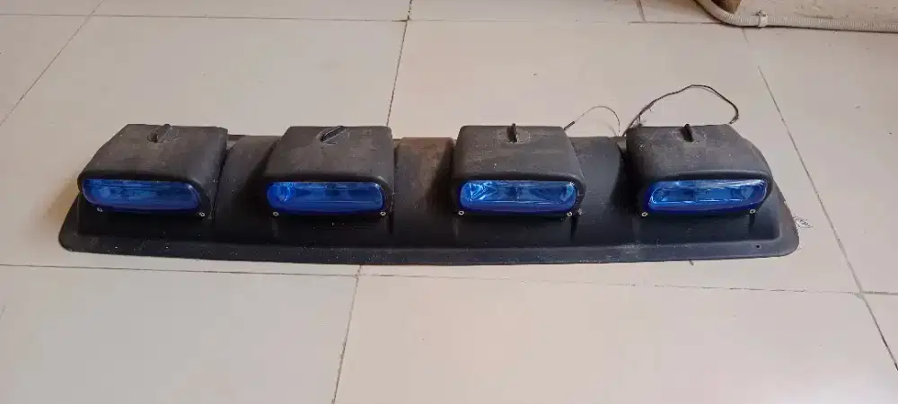 Roof lamp atap mobil