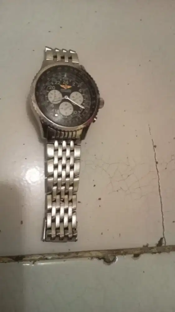 Jam tangan berliting 1884