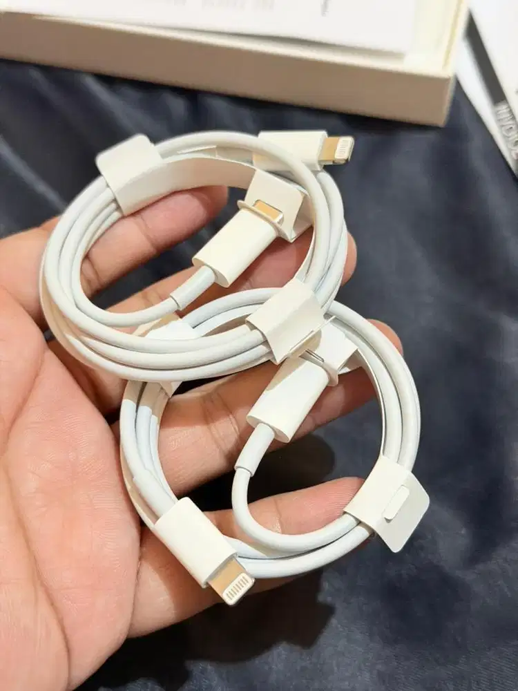 KABLE LIGHTNING IBOX ORI C TO LIGHTING CABUTAN IPHONE PRIBADI