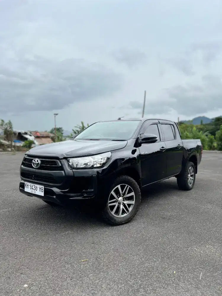 Toyota Hilux E 4x4 2023