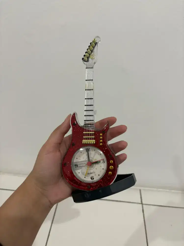 Pajangan rumah (jam + box shining)