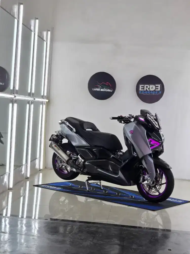Xmax connected 2023