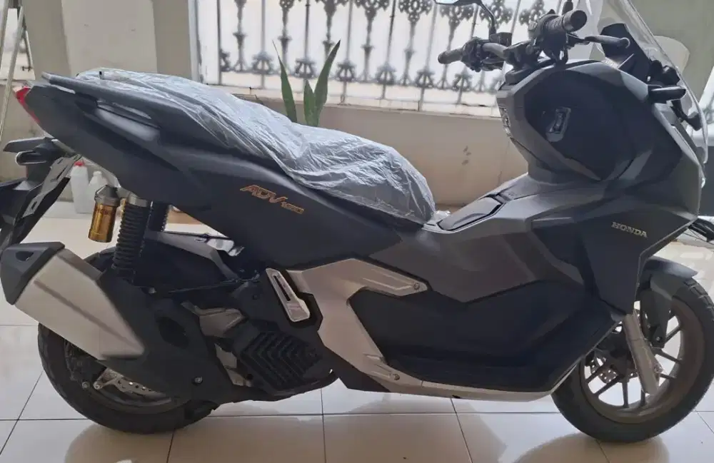 Honda adv abs tahun 2025