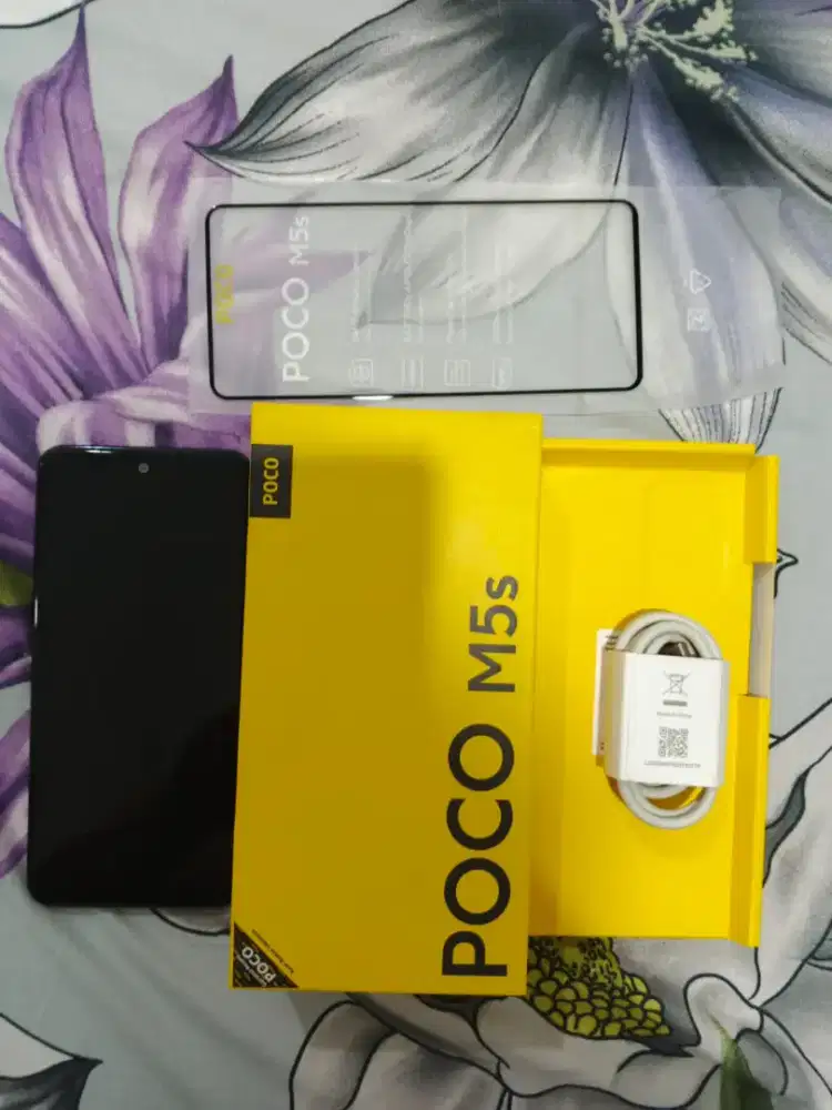 poco m5s 1000% mulus like new 4/64
