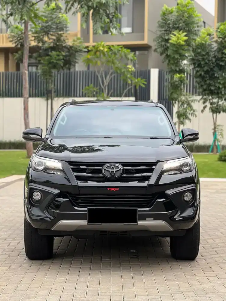 Toyota Fortuner 2.4 VRZ TRD Sportivo 2019