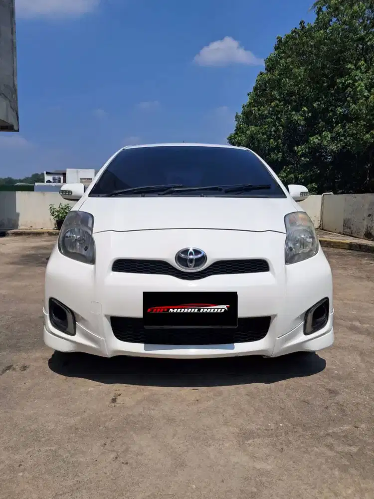 YARIS E MATIC 2013