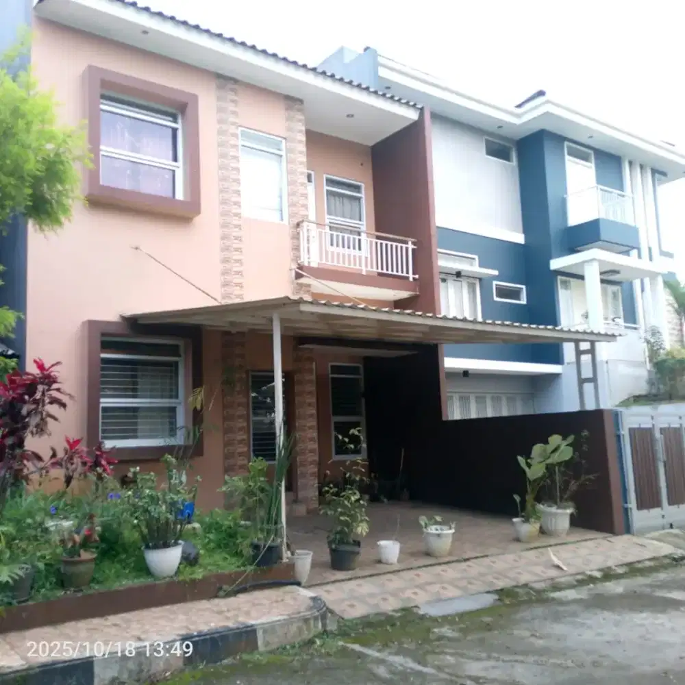 Disewakan rumah hunian di GACC  jalan Kolonel Masturi Cimahi Utara