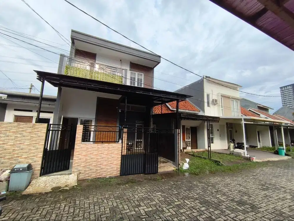 RUMAH 2 LANTAI HANYA 500 M DARI STASIUN SUDIMARA