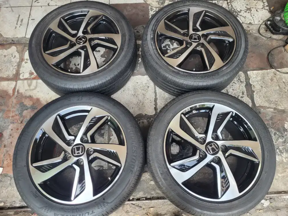 Velg honda new odyssey R17 paket ban bisa innova civic brv hrv crv dll