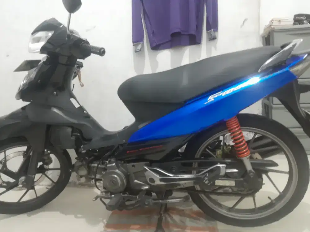 Suzuki shogun 125 sp