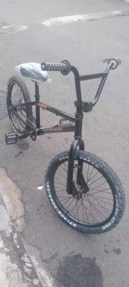 Jual sepeda BMX 20 terpedo hitam sepeda anak BMX 20