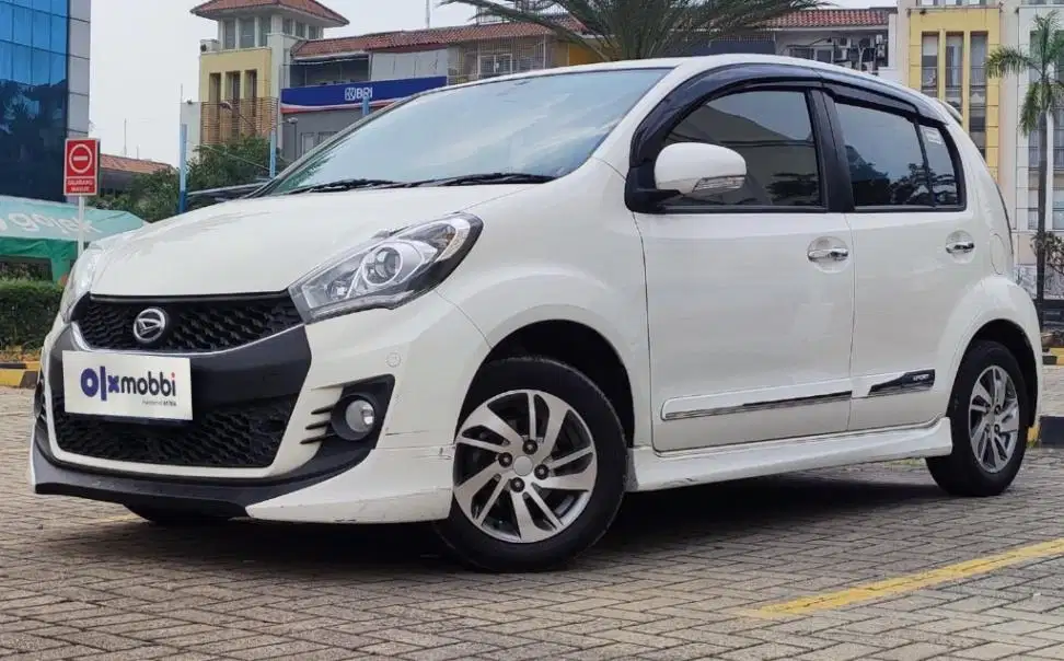 TDP 5,JT Daihatsu Sirion 1.3 Bensin-AT Putih 2016