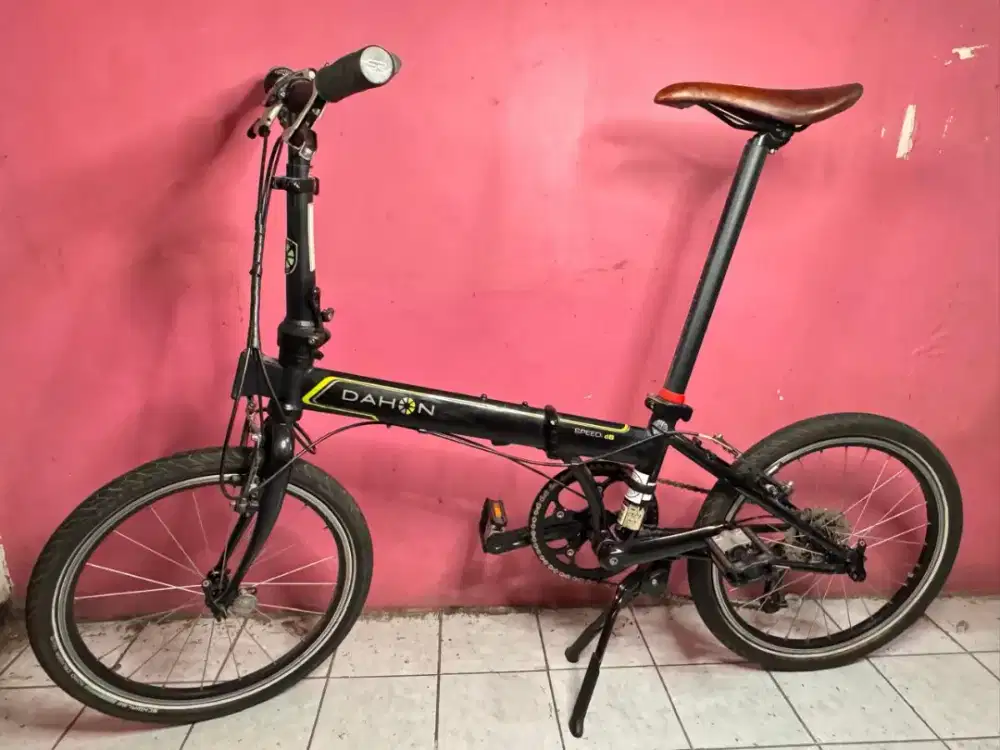 Sepeda Lipat Dahon Speed D8