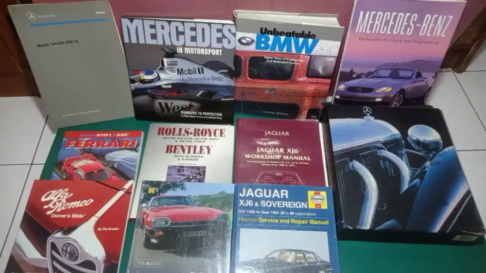 Jual 1 paket Buku mobil eropa