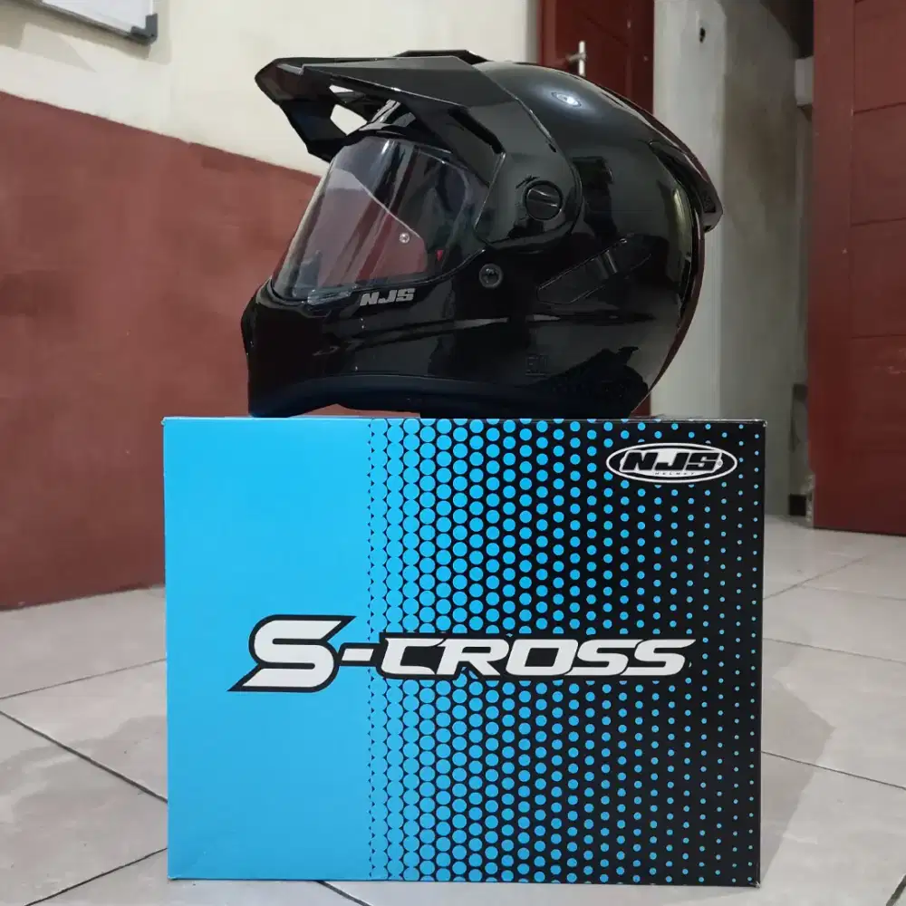 Helm Njs SCROSS fullset like new