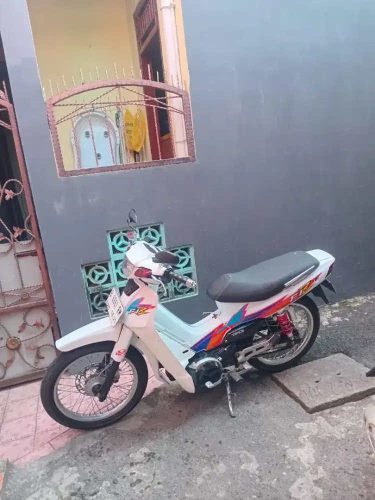 Yamaha F1z B DKI