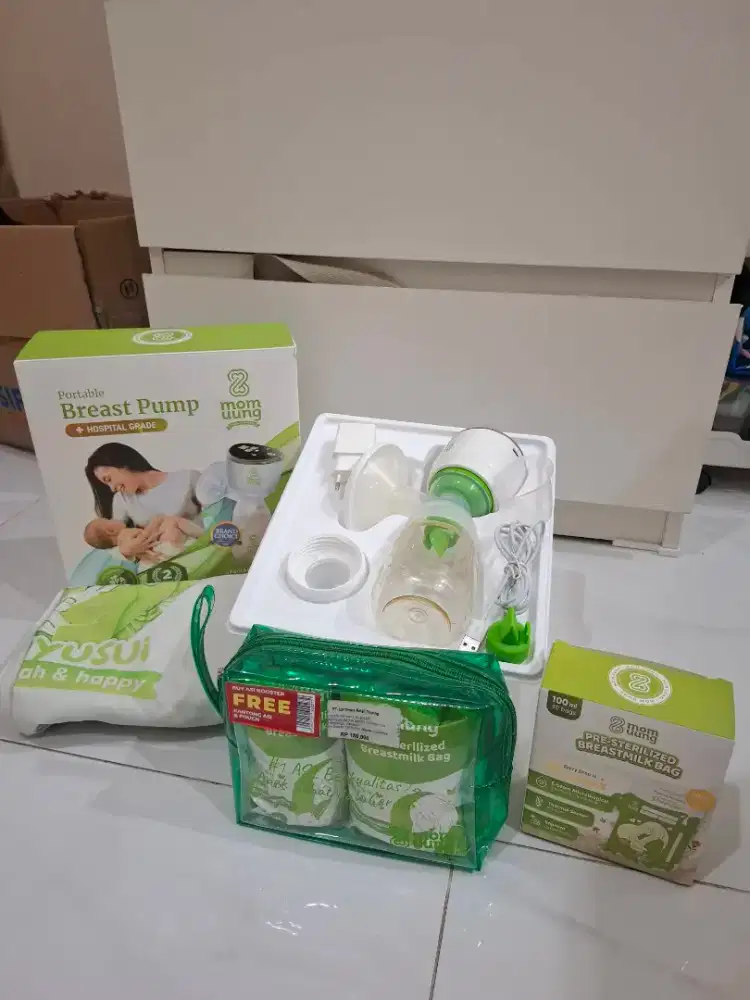 MOM UUNG PORTABLE BREAST PUMP (PRELOVED)