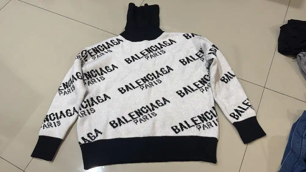 Sweater wanita turtleneck