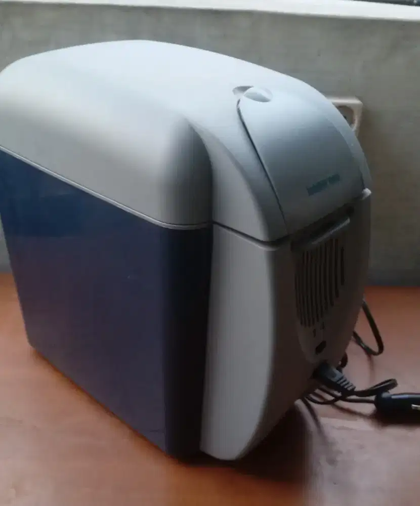 Jual Kulkas Mobil, Untuk Mendinginkan Minuman dan Makanan agar fress.