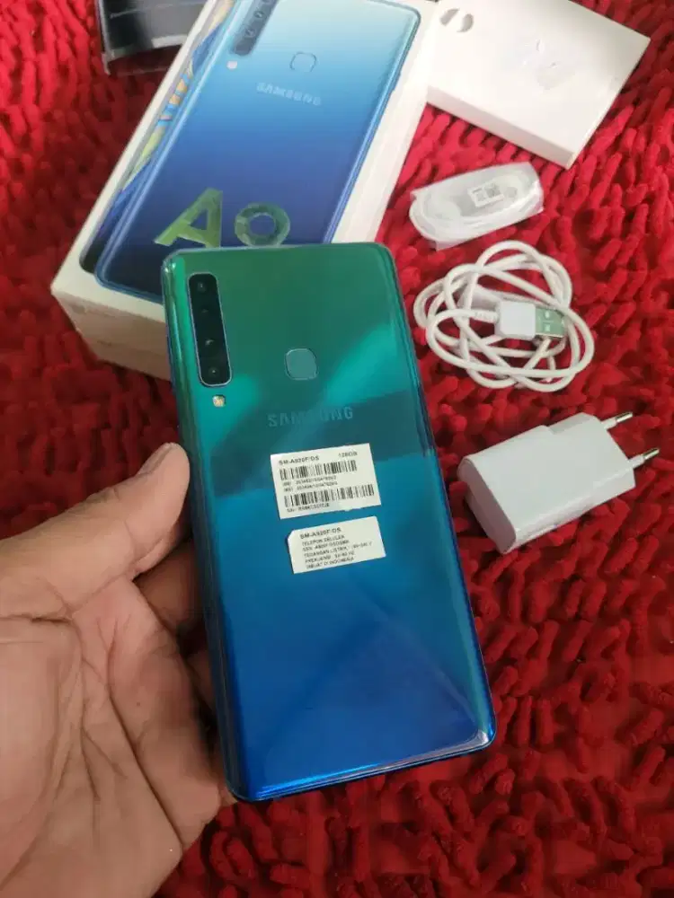 Samsung A9 NFc layar amoled ram 6/128  mulus fulset no minus