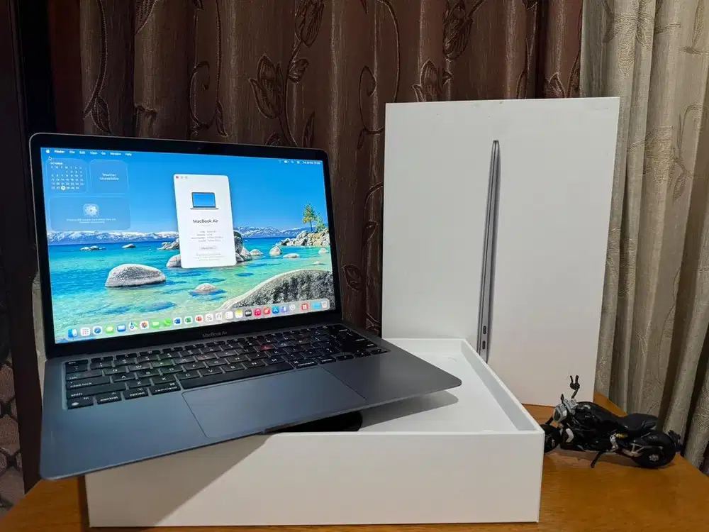 MacBook Air M1 8/256