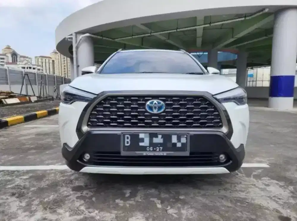 Toyota Corolla Cross hybrid 2022 good condition