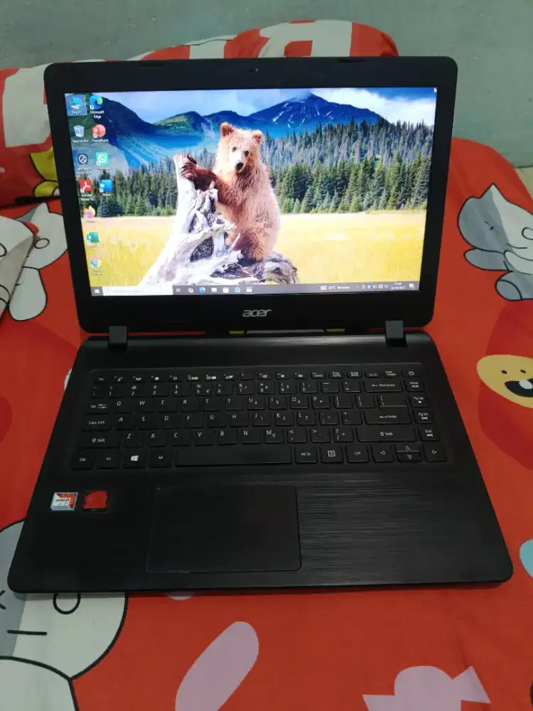 Bismillah dijual laptop Acer AMD A9 Radeon R5