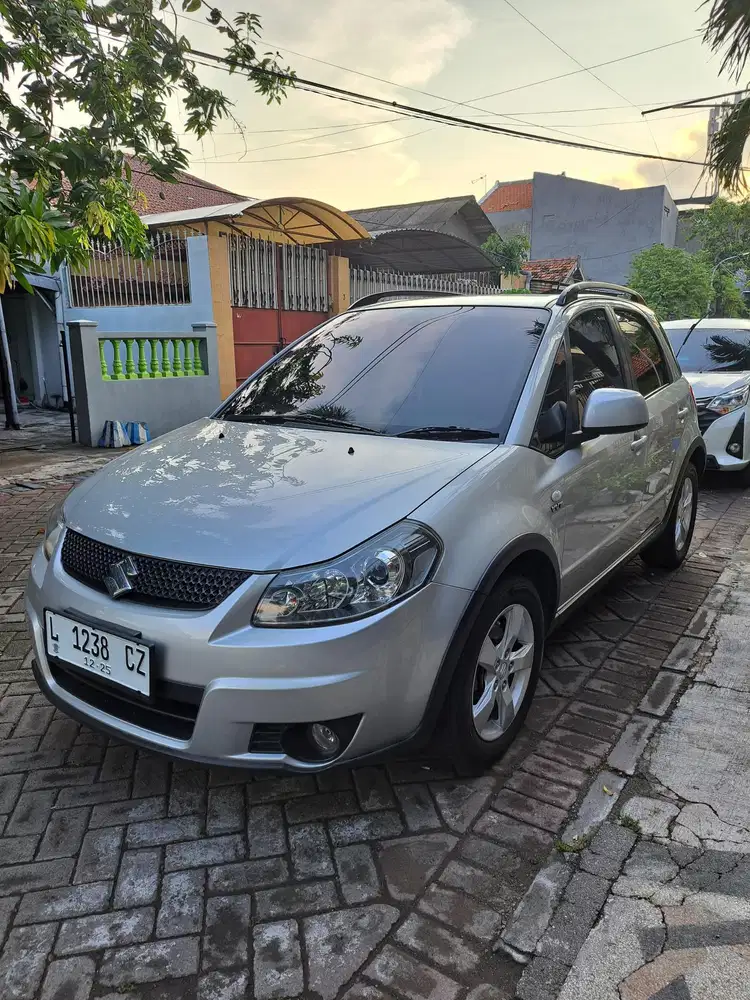 Suzuki SX4 2010 Bensin