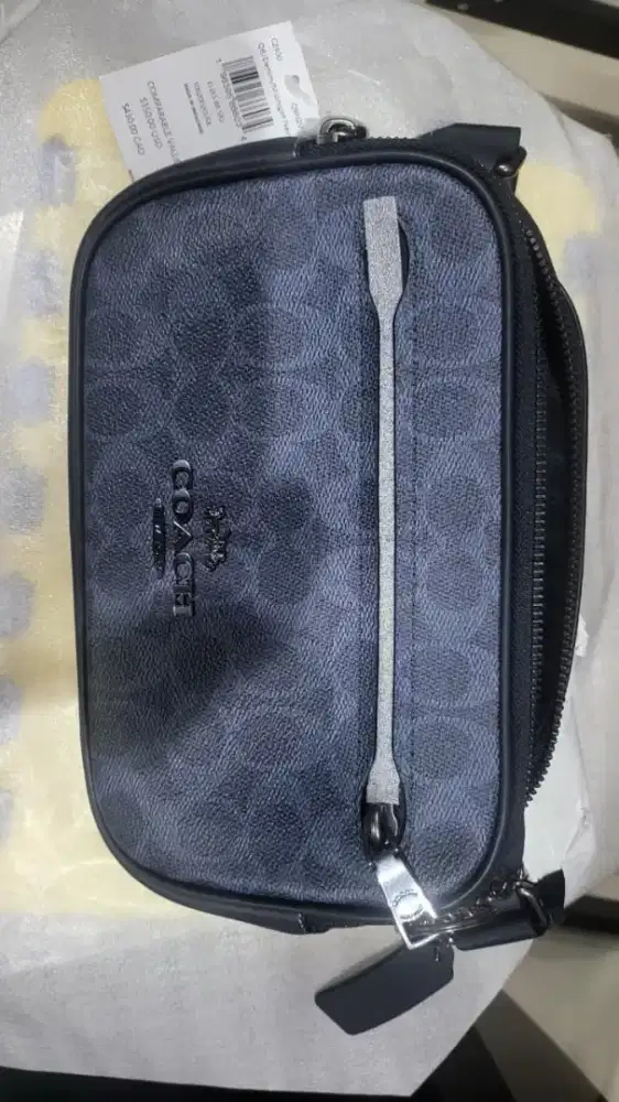 Coach sling bag original