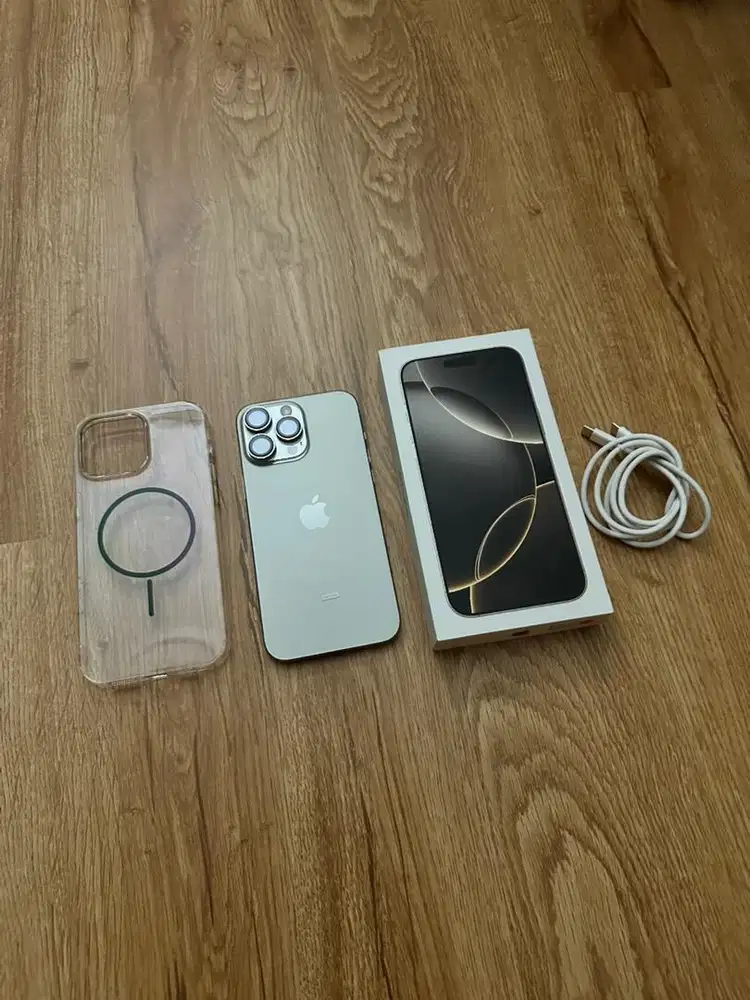 Iphone 16 Pro Max 256gb Ibox BARU PAKAI 2 MINGGU, Garansi October 2026